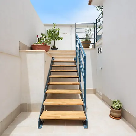 Lu Mari בית הארחה